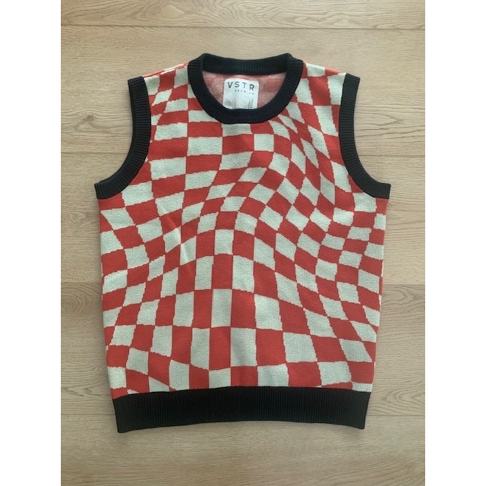 VSTR Premium Red Warped Checkerboard Knit Sweater Vest Mens Medium Vintage Style